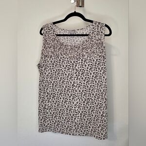 Chico’s Travelers Leopard Print Sleeveless Blouse Size 3 (XL/16)